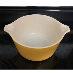 Vintage Pyrex #473 Yellow 1 Qt Casserole Dish No Lid